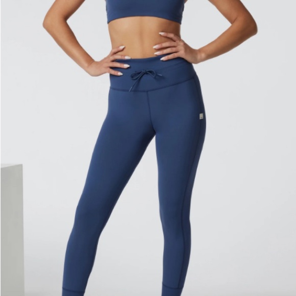 Vuori Daily Legging French Blue Small
